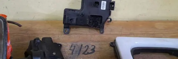Hyundai Kona I Seat belt trim 0561221564754576
