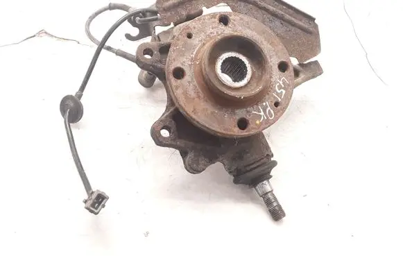 Peugeot 406 Front wheel hub spindle knuckle