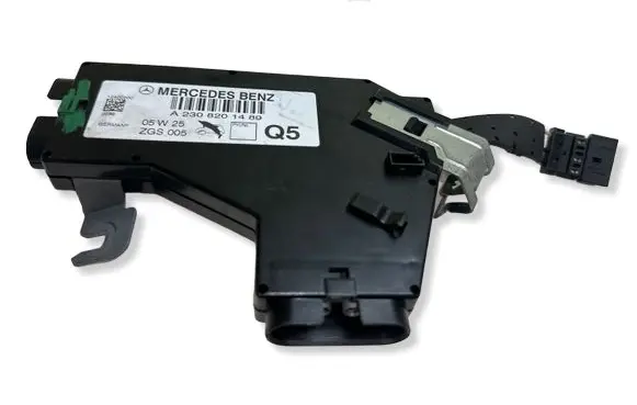 Mercedes-Benz SL R230 Aerial antenna amplifier ZGS005