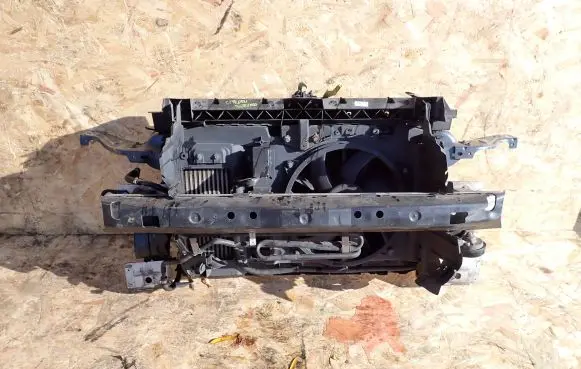 Citroen Berlingo Radiator support slam panel