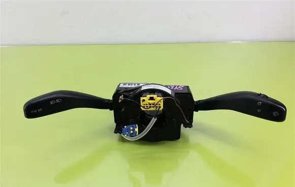 Volkswagen Polo IV 9N3 Indicator stalk 6Q0953503AD