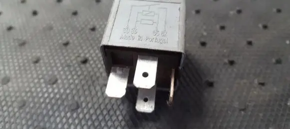 Audi A6 S6 C6 4F Other relay 8D0951253A V23134-B52-X301