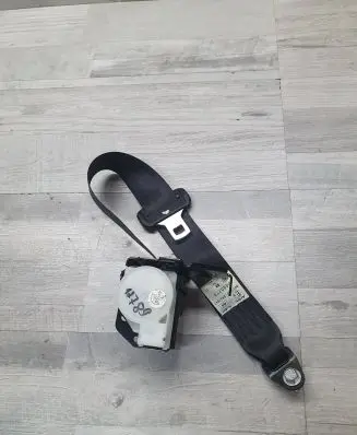 Subaru Forester SH Rear seatbelt 
