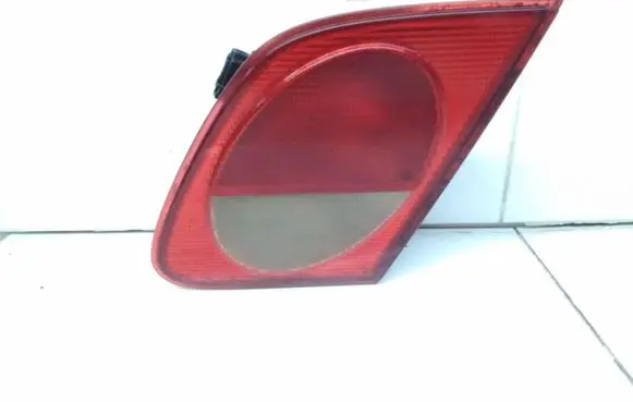 Mercedes-Benz E W210 Tailgate rear/tail lights A2108201064