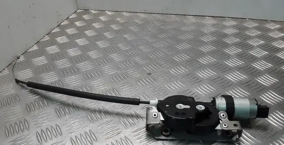 Volkswagen Touareg I Seat adjustment motor 8903000