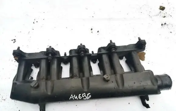 Ford Mondeo Mk III Intake manifold