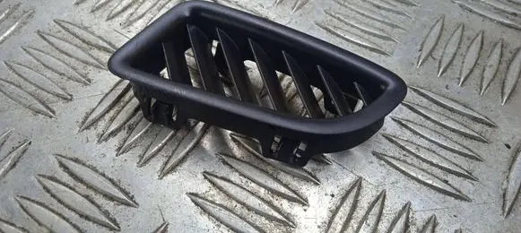 Mercedes-Benz GLC X253 C253 Dashboard air vent grill cover trim 