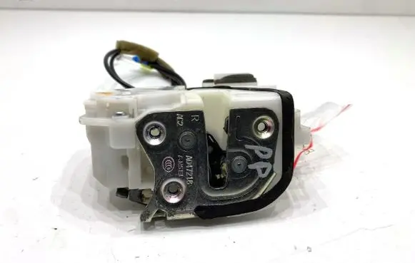 Mitsubishi ASX Front door lock 