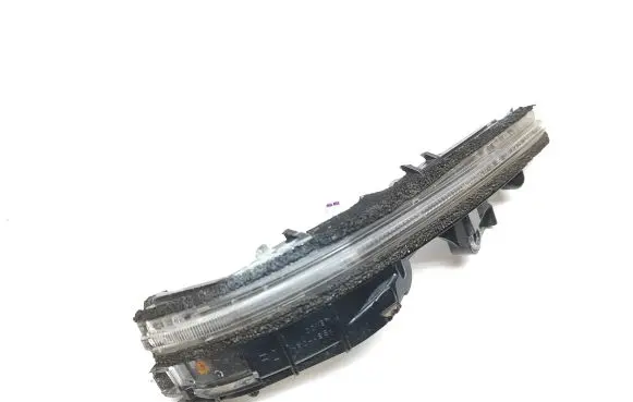 Lexus UX Mirror indicator light 