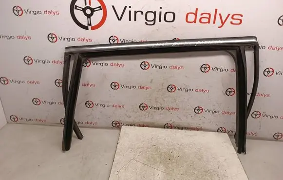 Volkswagen PASSAT B6 Rear door window/glass frame 3C9839432C