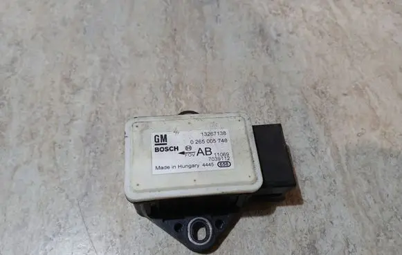 Opel Meriva B ESP acceleration yaw rate sensor 13267138