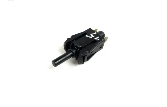 Mercedes-Benz E W210 Brake pedal sensor switch 0015458714