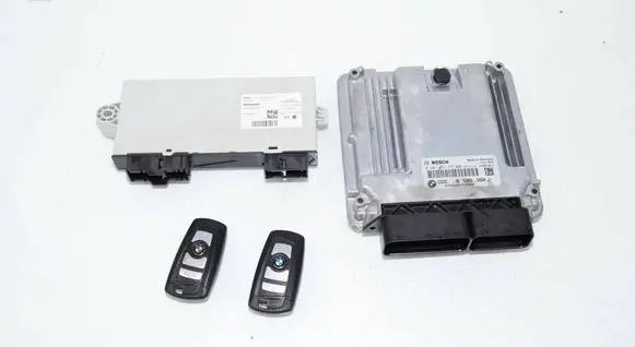 BMW 5 F10 F11 Engine ECU kit and lock set 8585380 8586540 13618586540