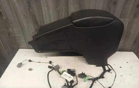 Volvo S60 Armrest 39803369 30791394