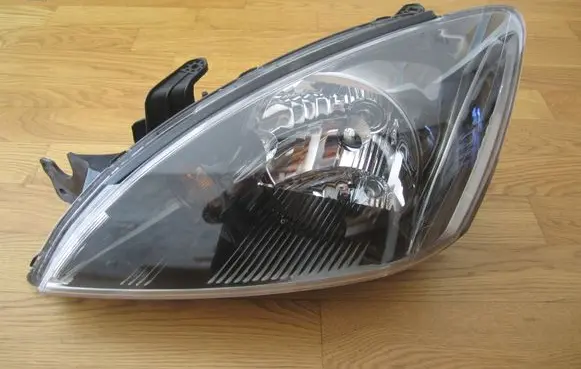 Mitsubishi Lancer Headlight/headlamp