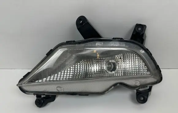Hyundai i20 (GB IB) Front fog light 92201C8100
