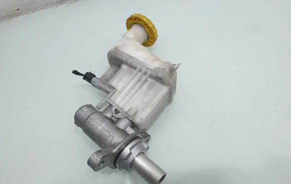 Jeep Compass Master brake cylinder