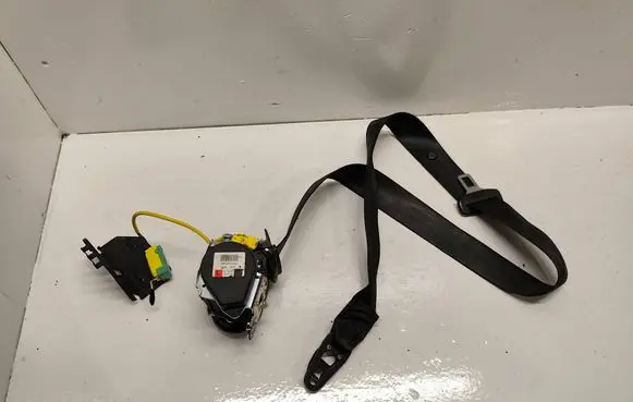 Volkswagen Touareg I Front seatbelt 601391400 008L000