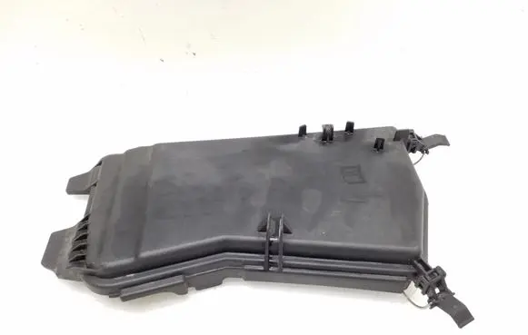 Mercedes-Benz E W212 Fuse box cover A2125400082