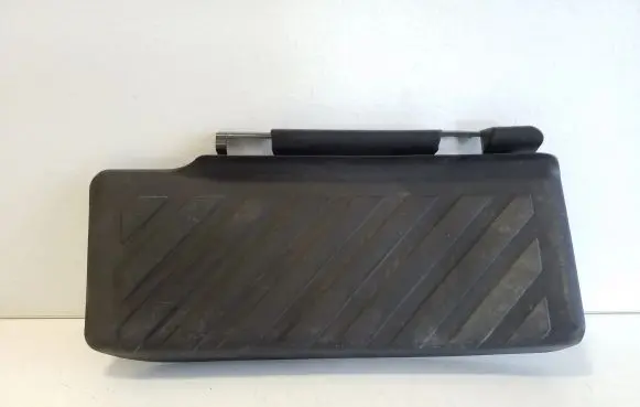 Volkswagen e-Golf Foot rest pad/dead pedal 5Q1864777C