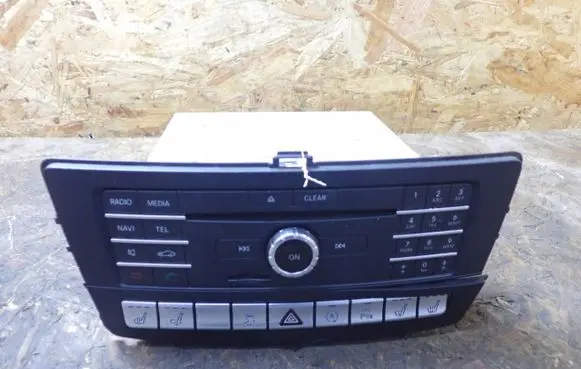 Mercedes-Benz GL X166 Radio/CD/DVD/GPS head unit A1669000621
