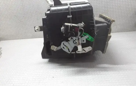 Hyundai Santa Fe Interior heater climate box assembly 
