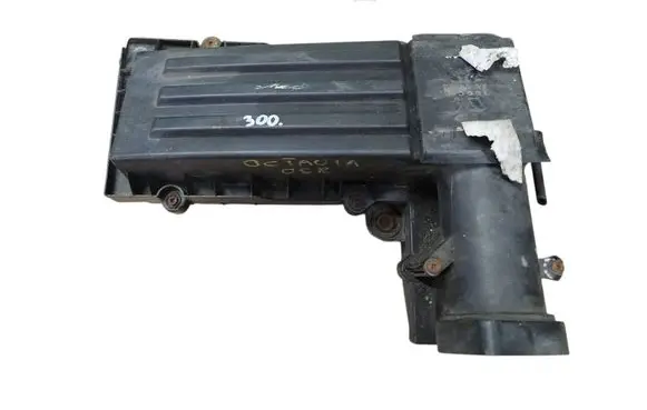 Skoda Octavia Mk2 (1Z) Air filter box 3C0129607AD