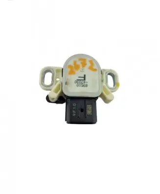 Toyota C-HR I Brake pedal sensor switch 8951047030