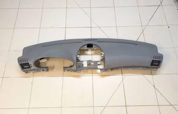 Mercedes-Benz E W211 Dashboard 2116800687 031890620