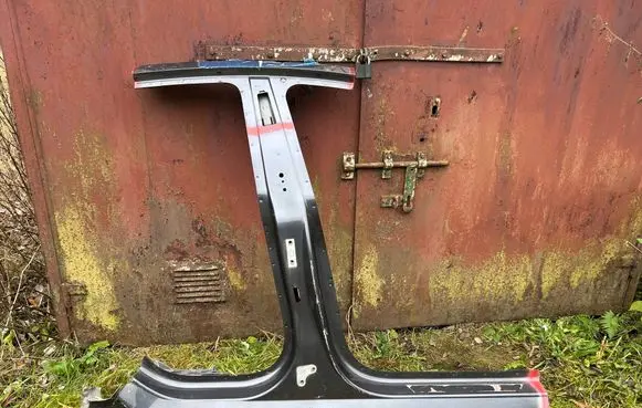 Tesla Model Y Side car body part 1512000SCA