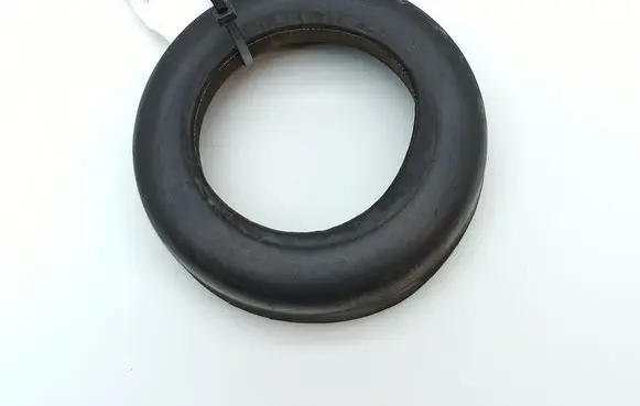 Mercedes-Benz COMPAKT W115 Front coil spring rubber mount 1153215084