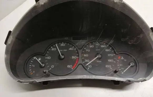 Peugeot 206 Speedometer (instrument cluster) 9651740080 000500105 6105EW