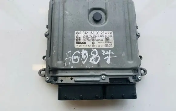 Mercedes-Benz R W251 Engine control unit/module a6421503679 0281012024