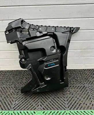 BMW M8 F91 F92 G14 G15 Rear bumper mounting bracket 8074846