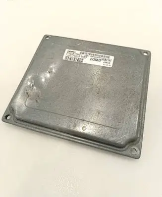Ford Focus Engine control unit/module 7M5112A650AFB S118934202B