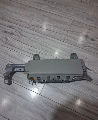Lexus GS 250 350 300H 450H Knee airbag 201072307M21