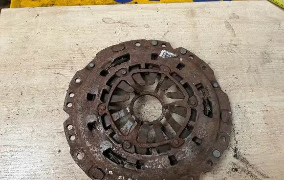 Opel Astra H Pressure plate 