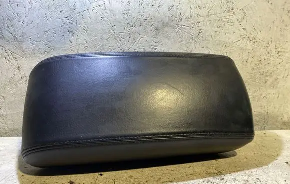 Jeep Grand Cherokee Armrest X85007902BL