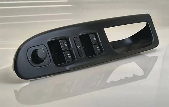 Volkswagen PASSAT B6 Electric window control switch 3C1867171B