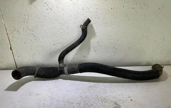 Jeep Grand Cherokee Engine coolant pipe/hose