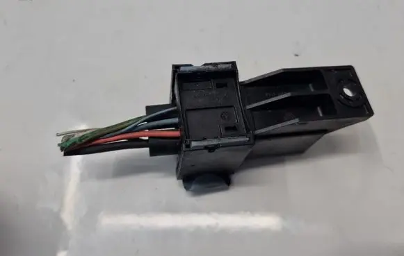 Citroen C4 I Glow plug pre-heat relay 51252002