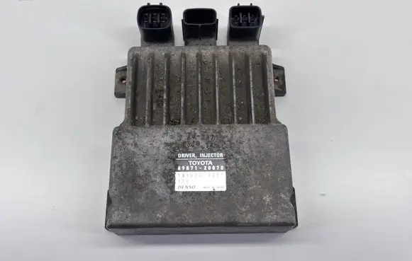 Toyota Avensis T250 Fuel injection control unit/module 8987120070 1310001371