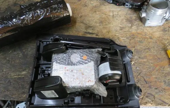 Renault Twingo III Tool set 