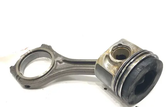 Audi A8 S8 D3 4E Piston with connecting rod BVN