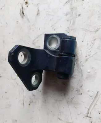 Volkswagen Golf Plus Rear door lower hinge