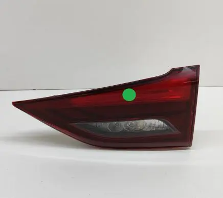 Toyota Avensis T270 Tailgate rear/tail lights 8158005170