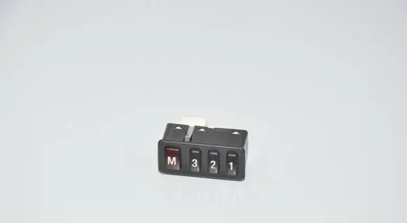 BMW 5 E39 Seat control switch 8352160