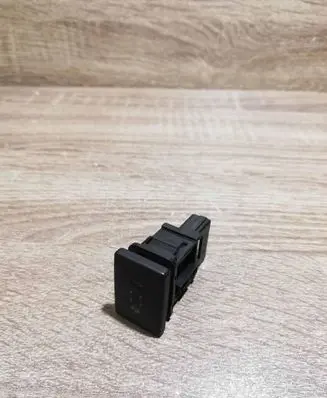 Toyota Prius (XW20) Other switches/knobs/shifts 15C032