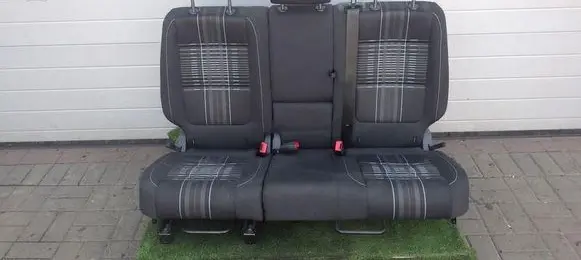 Volkswagen Tiguan Rear seat 