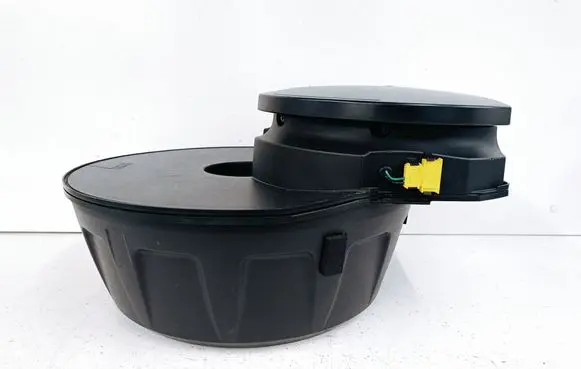 Audi Q7 4L Subwoofer speaker 4L0035621 A4500300
